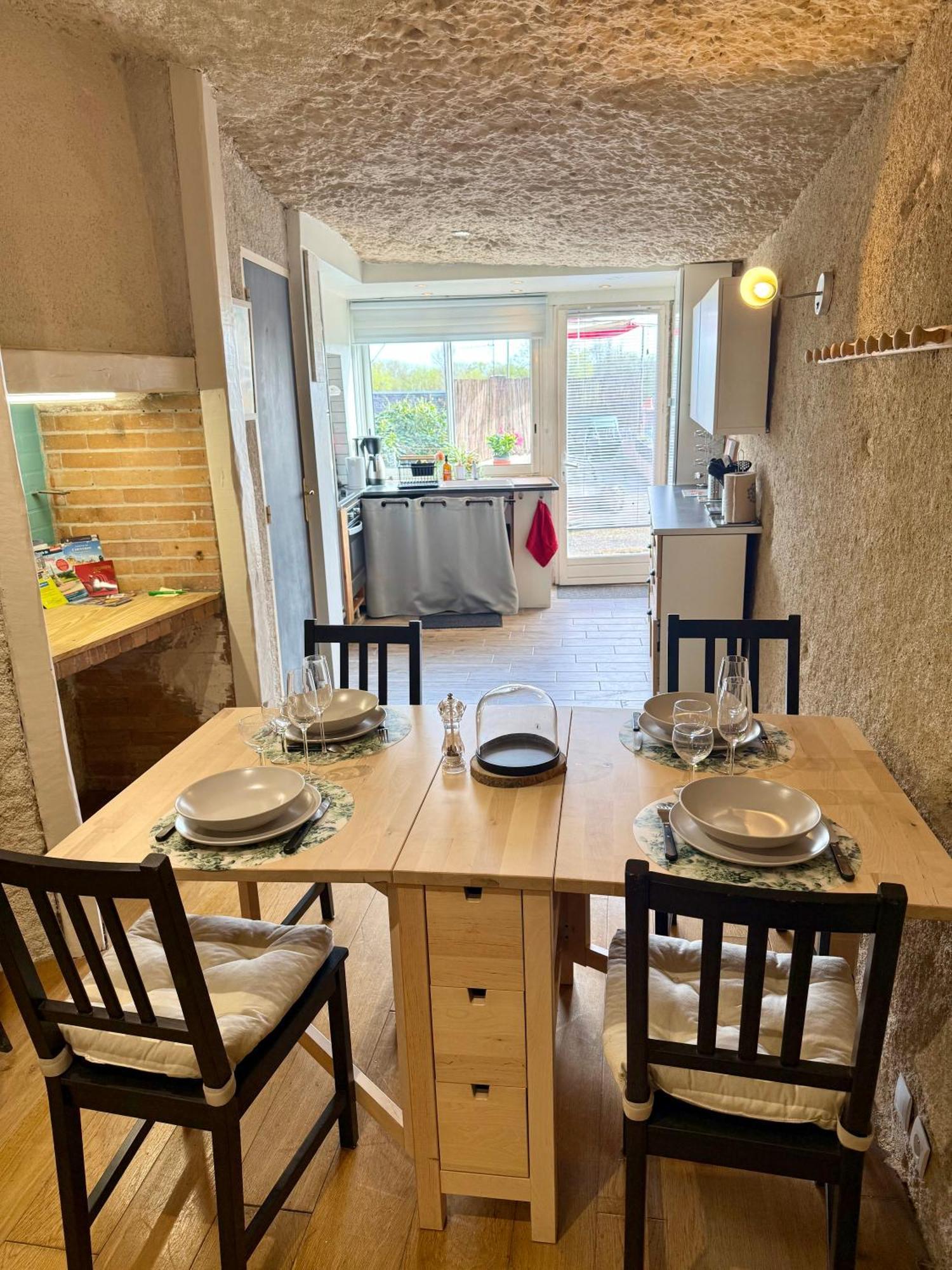 Ferienwohnung Troglodyte Du Petit Coteau Vouvray Exterior foto